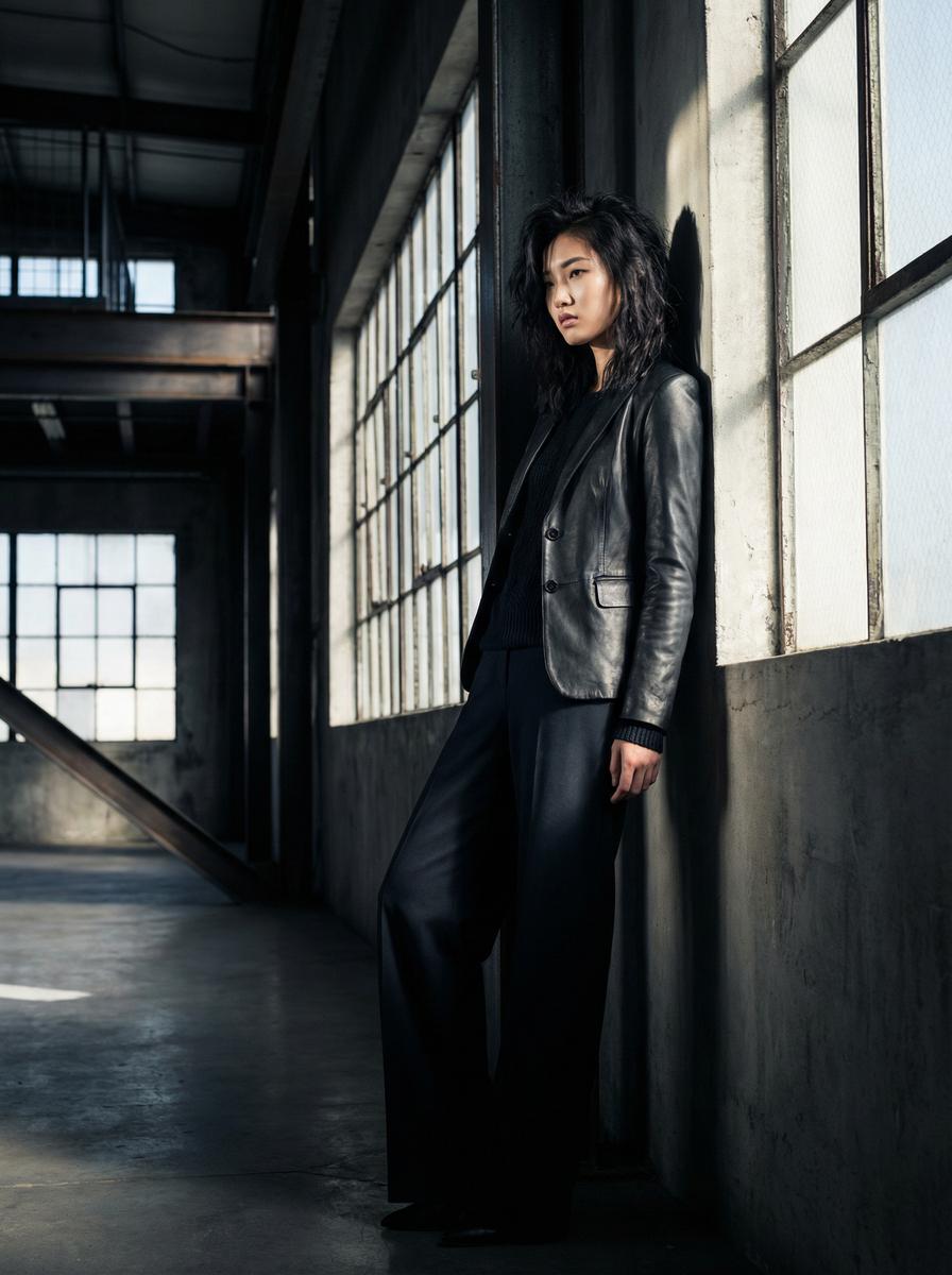 抖阴传媒-工业风格写真传媒